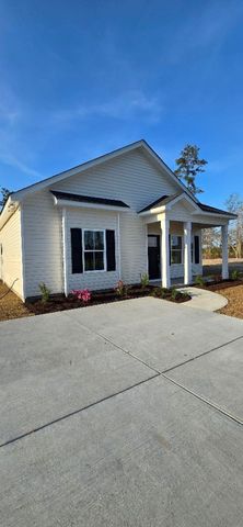 2807 Willowdale Rd., Aynor, SC 29511