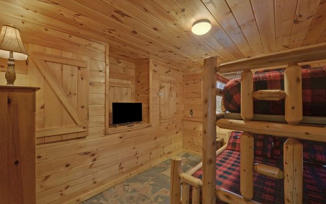 184 Smith Hill Road, Cherry Log, GA 30522