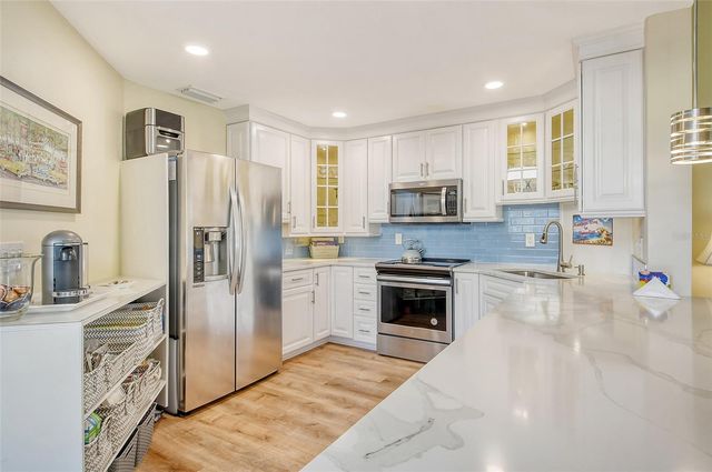 5644 ASHTON LAKE DRIVE 5644, Sarasota, FL 34231