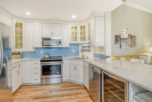 5644 ASHTON LAKE DRIVE 5644, Sarasota, FL 34231