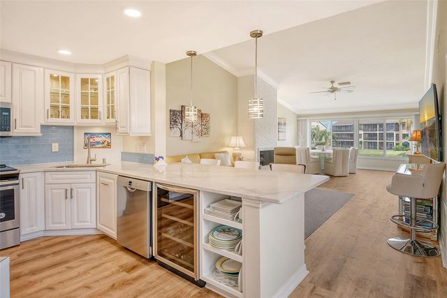 5644 ASHTON LAKE DRIVE 5644, Sarasota, FL 34231