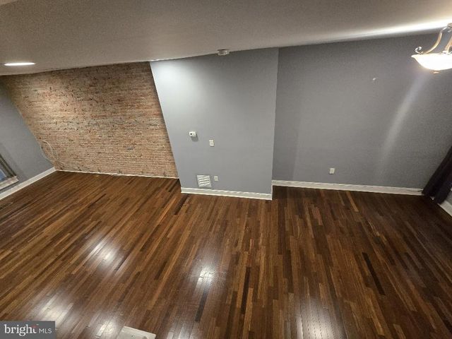 2324 CALVERTON HEIGHTS AVE, Baltimore, MD 21216