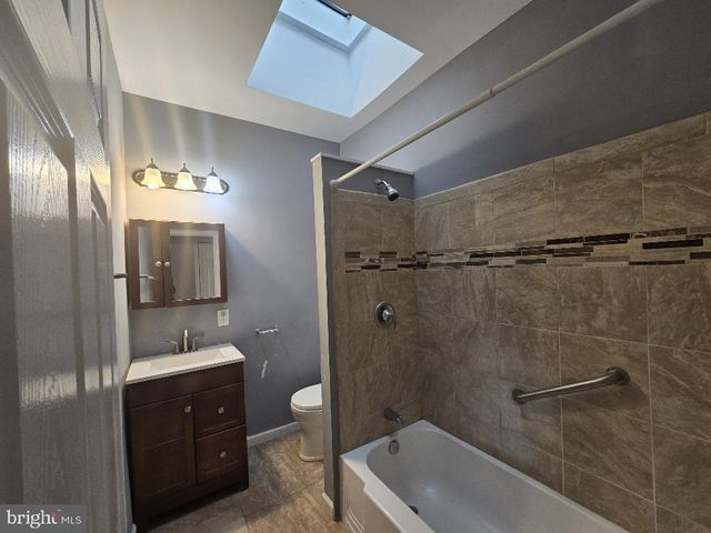 2324 CALVERTON HEIGHTS AVE, Baltimore, MD 21216
