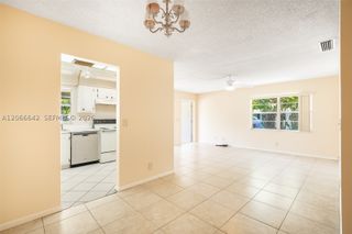 3645 SW Natura Ave D, Deerfield Beach, FL 33441
