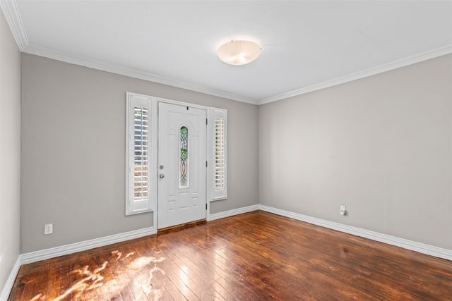 2117 W Lotus Avenue, Fort Worth, TX 76111