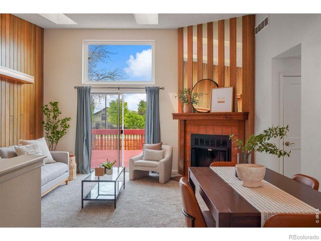 2460 Sunset Drive, Longmont, CO 80501