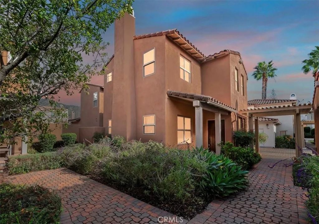 2454 Crossroads Court, Duarte, CA 91010