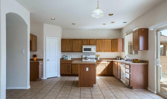 2408 Falesco Road SE, Rio Rancho, NM 87124