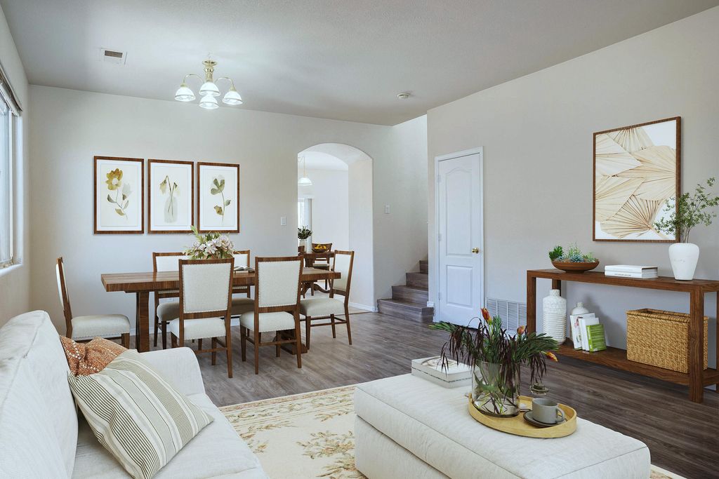 Image 4 of property listing at 2408 Falesco Road SE, Rio Rancho, NM 87124