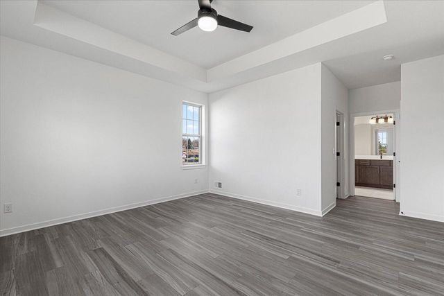 W251N2399 Valleyview CIRCLE, Pewaukee, WI 53072