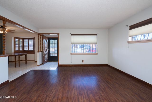 3034 MONROE Avenue, El Paso, TX 79930