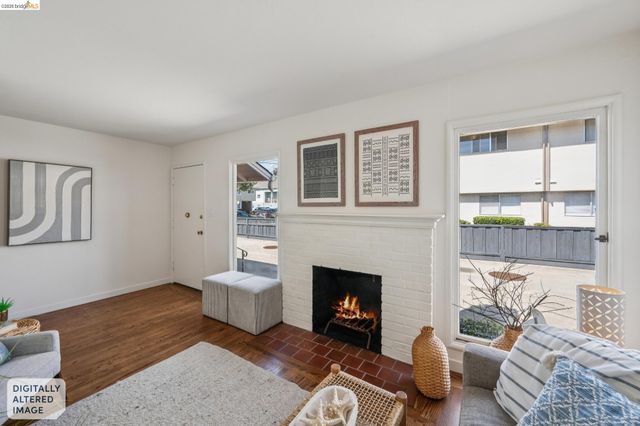 3241 Briggs Ave, Alameda, CA 94501