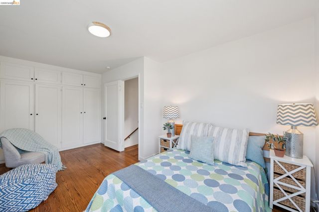 3241 Briggs Ave, Alameda, CA 94501