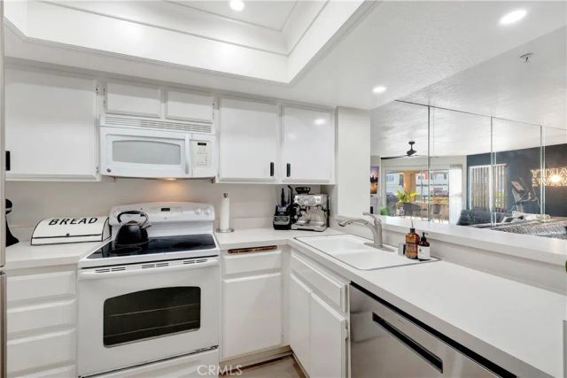 1200 Pacific Coast Highway 106, Huntington Beach, CA 92648