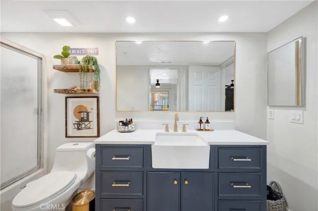 1200 Pacific Coast Highway 106, Huntington Beach, CA 92648