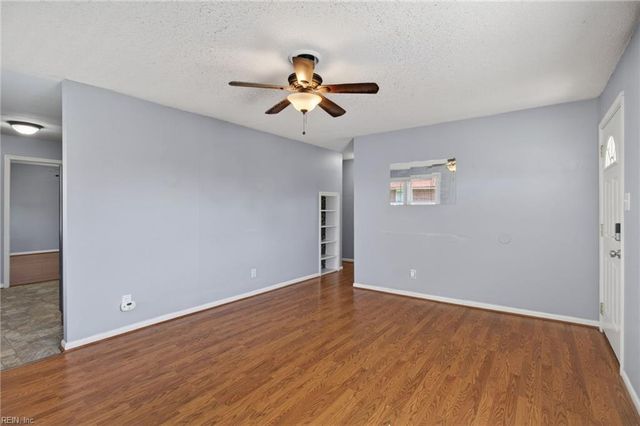 508 Mooney RD, Chesapeake, VA 23325