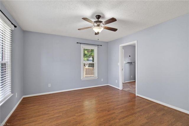 508 Mooney RD, Chesapeake, VA 23325