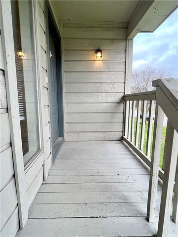 711 Vassar Court B, College Station, TX 77840