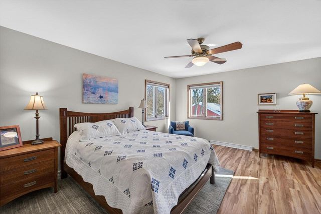 12 Oak Creek Trail, Madison, WI 53717