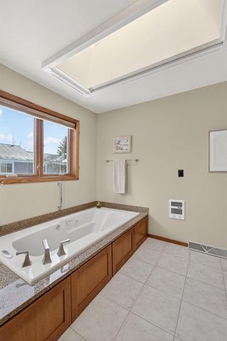 12 Oak Creek Trail, Madison, WI 53717