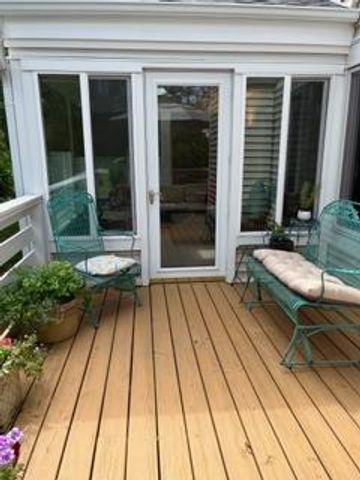 12 Oak Creek Trail, Madison, WI 53717