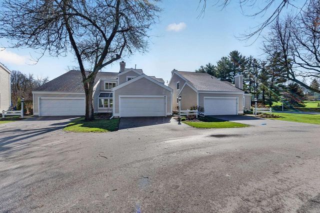 12 Oak Creek Trail, Madison, WI 53717