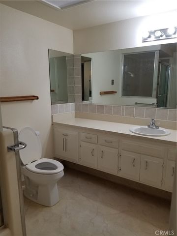 1300 Weeburn Road 30E, Seal Beach, CA 90740