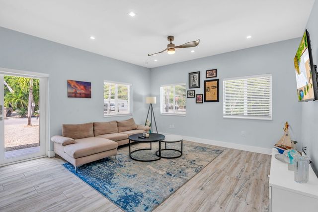 101 Poinsetta Drive, Key Largo, FL 33037