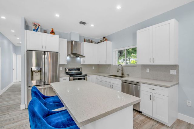 101 Poinsetta Drive, Key Largo, FL 33037