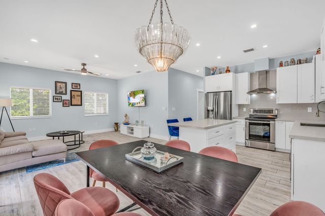 101 Poinsetta Drive, Key Largo, FL 33037