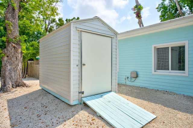 101 Poinsetta Drive, Key Largo, FL 33037