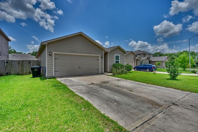 3005 Oak Lane, Brookshire, TX 77423