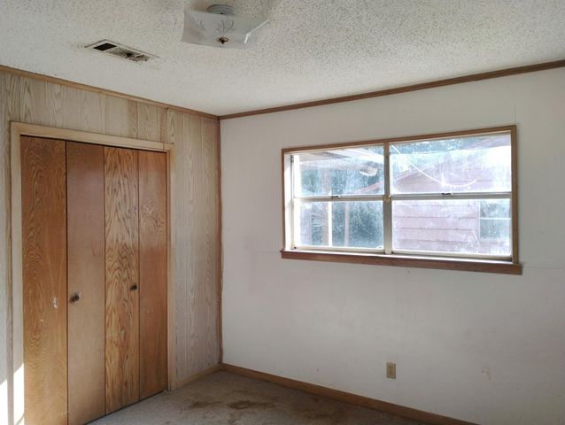 186 Shelter Lane, Livingston, TX 77351