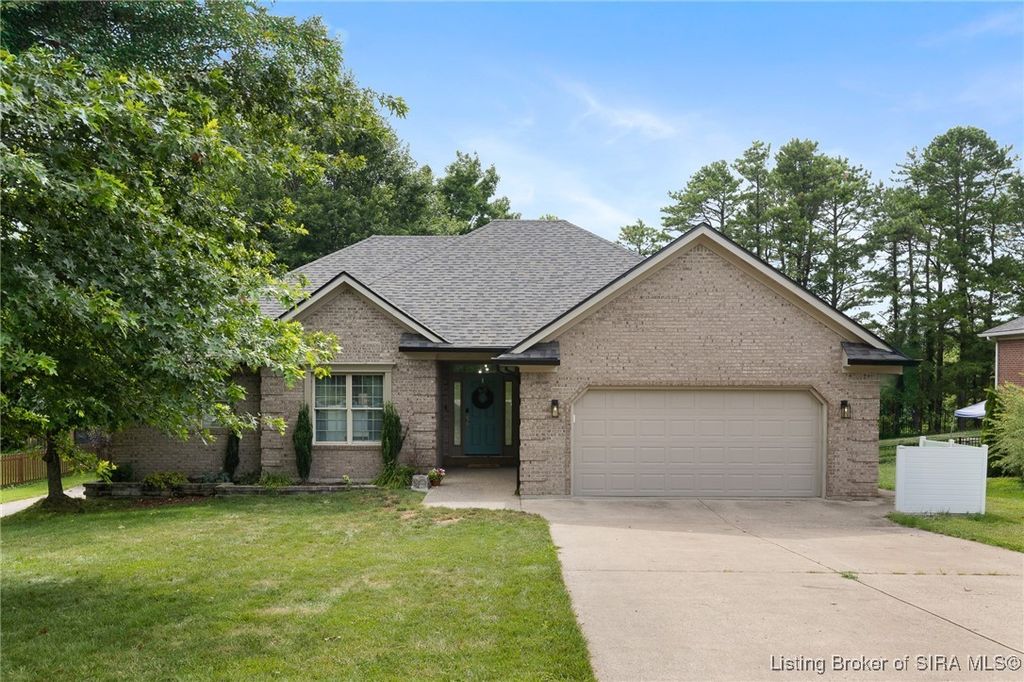 1045 Brookstone Court, Georgetown, IN 47122