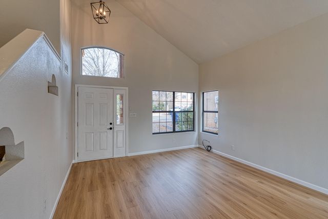 7712 William Moyers Avenue NE, Albuquerque, NM 87122