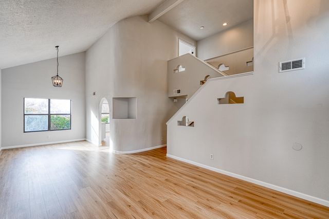 7712 William Moyers Avenue NE, Albuquerque, NM 87122