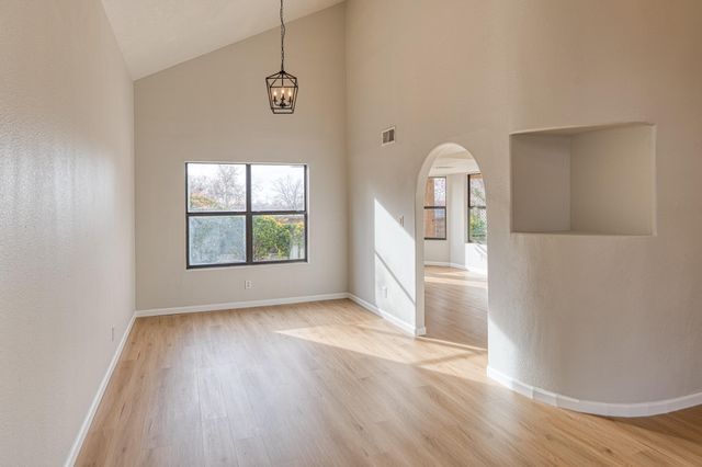 7712 William Moyers Avenue NE, Albuquerque, NM 87122