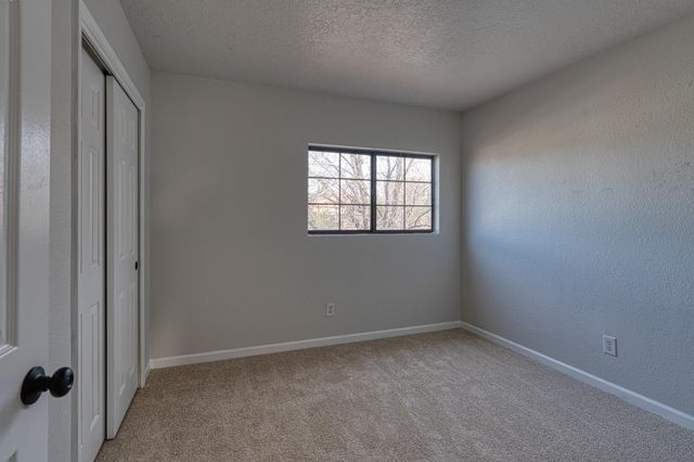 7712 William Moyers Avenue NE, Albuquerque, NM 87122