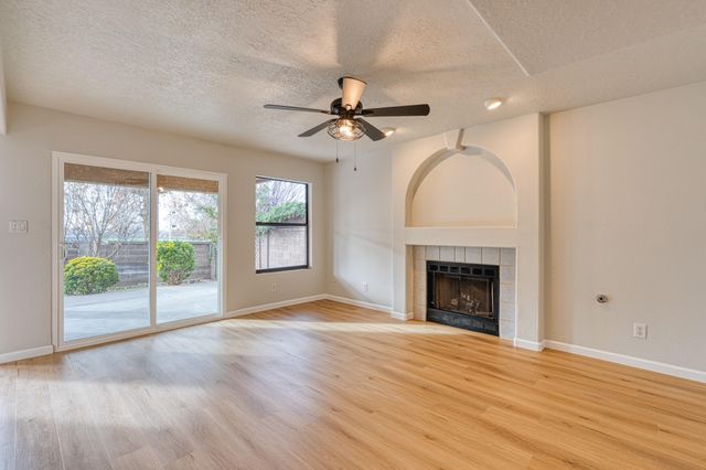 7712 William Moyers Avenue NE, Albuquerque, NM 87122