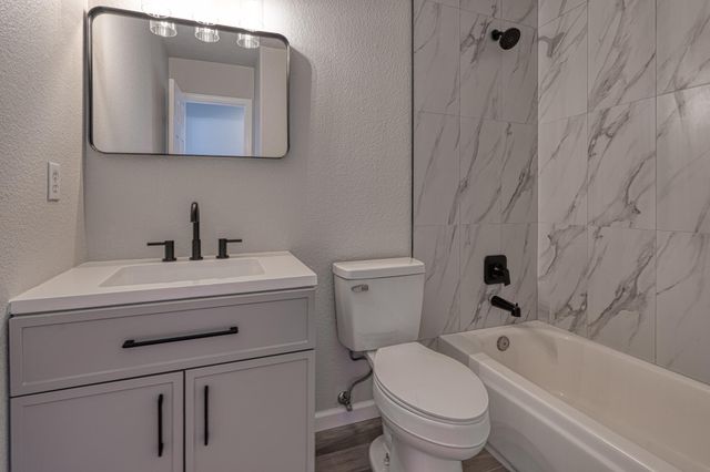 7712 William Moyers Avenue NE, Albuquerque, NM 87122