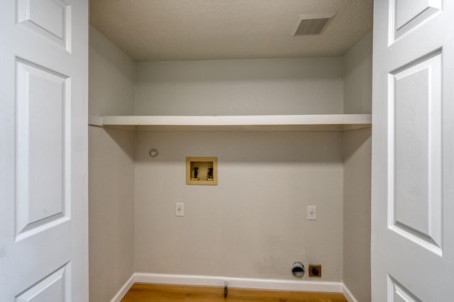 7712 William Moyers Avenue NE, Albuquerque, NM 87122