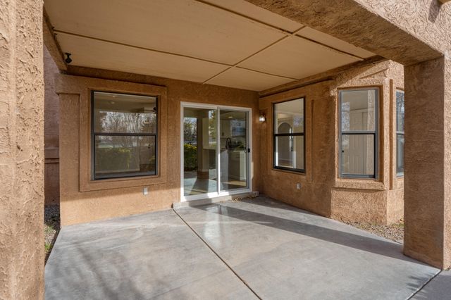 7712 William Moyers Avenue NE, Albuquerque, NM 87122