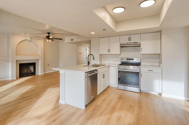 7712 William Moyers Avenue NE, Albuquerque, NM 87122