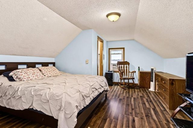 521 E 3rd Street, New Richmond, WI 54017
