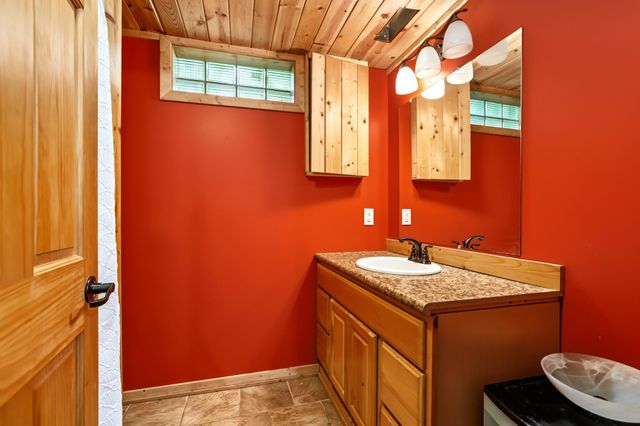 521 E 3rd Street, New Richmond, WI 54017