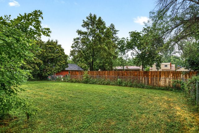 521 E 3rd Street, New Richmond, WI 54017