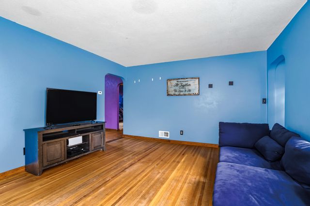 521 E 3rd Street, New Richmond, WI 54017