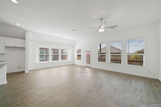 6631 Morgan Path, San Antonio, TX 78253