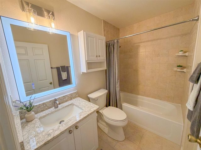 2085 ISLE ROYALE COURT SE 284, Winter Haven, FL 33880