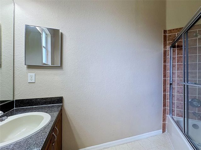 468 PINEWOOD DR, Davenport, FL 33896